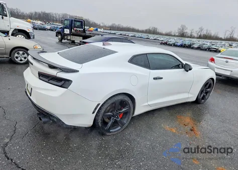 2018 Chevrolet Camaro Ss z USA, uszkodzony, nr VIN 1G1FF1R71J0190545